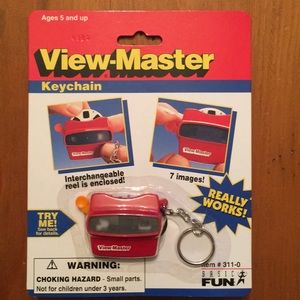 View-Master Keychain